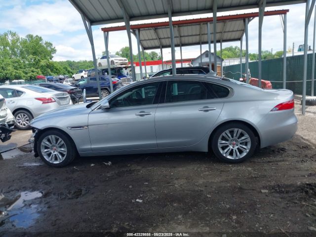 SAJBJ4BV7HCY32002 Jaguar Xf 35t Premium