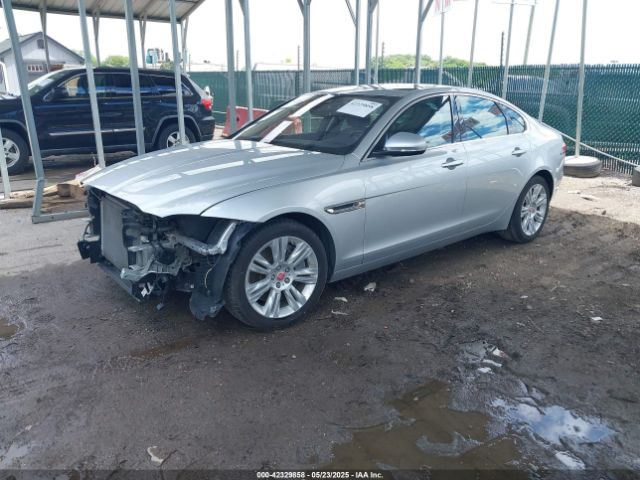 2017 JAGUAR XF SAJBJ4BV7HCY32002 Photo 1