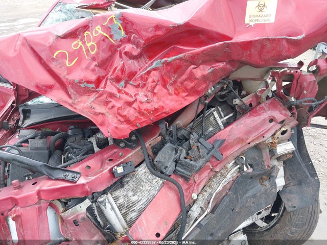 2G1WB5E36E1128669 Chevrolet lfx