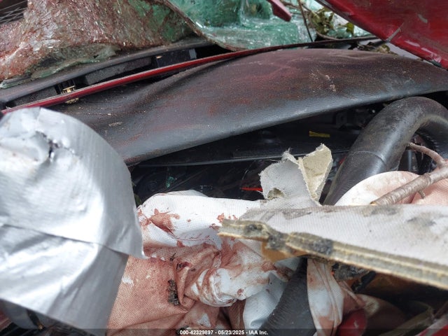 2G1WB5E36E1128669 Chevrolet lfx