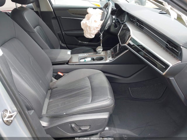 2019 AUDI A6 WAUD8AF25KN127502 Photo 4