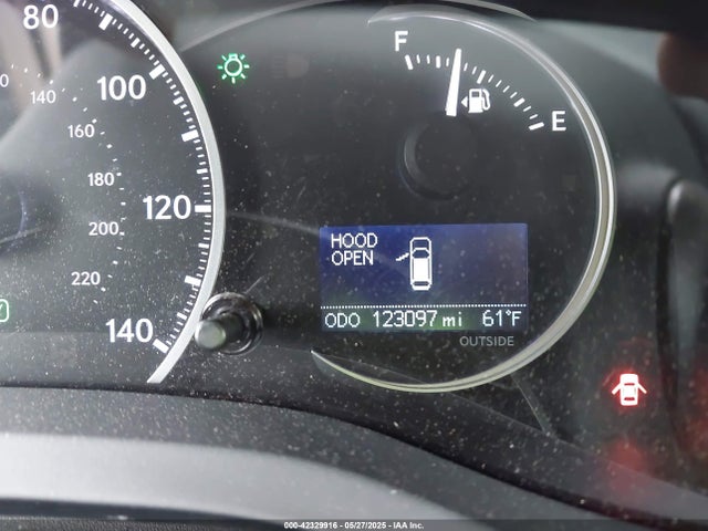 42329916 :رقم المزاد ، JTHKD5BH1C2063001 vin ، 2012 Lexus Ct 200h Premium مزاد بيع