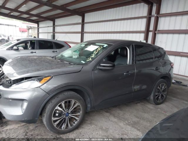 1FMCU9H99NUB98422 Ford ESCAPE SEL