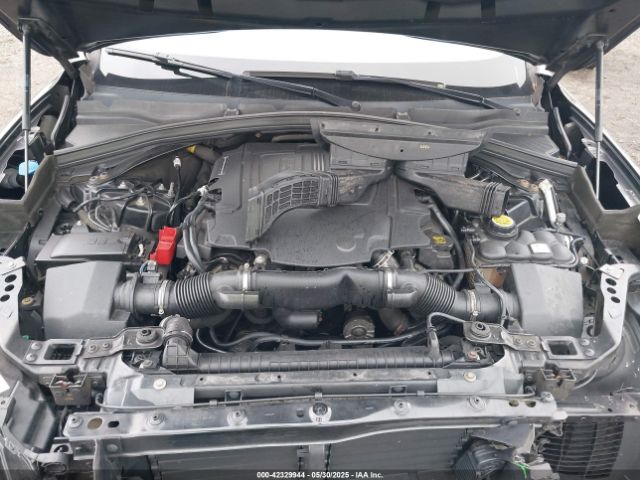 2017 JAGUAR F-PACE SADCM2BV9HA897075 Photo 9