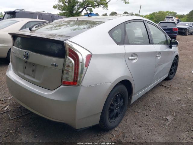 JTDKN3DU2F1935497 Toyota Prius Five/four/persona Series Special Edition/three/two