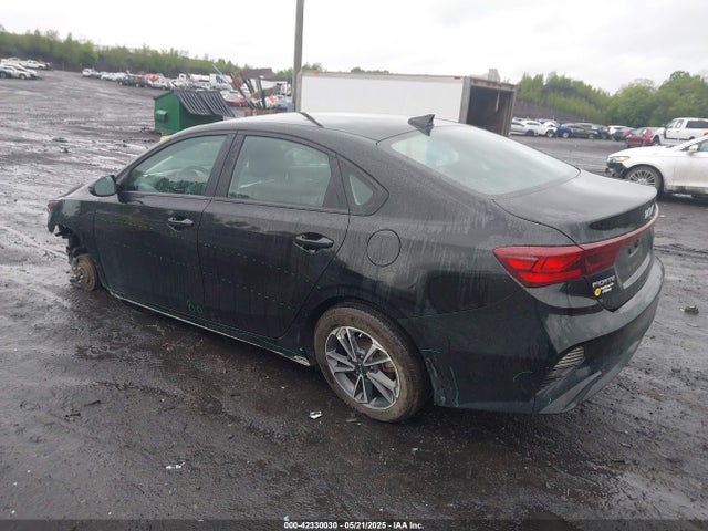 3KPF24AD4NE429525 KIA Forte Lxs