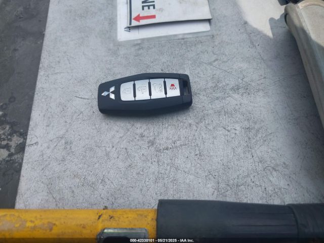 2022 MITSUBISHI OUTLANDER JA4J3VA80NZ084668 Photo 10