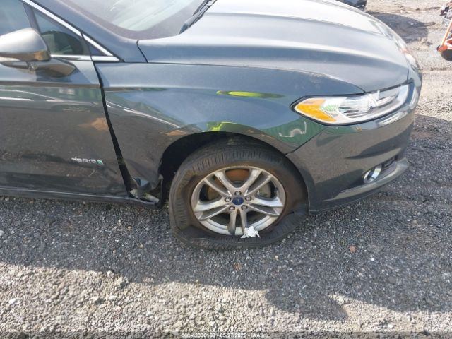 3FA6P0RU8GR171770 Ford Fusion Hybrid Titanium
