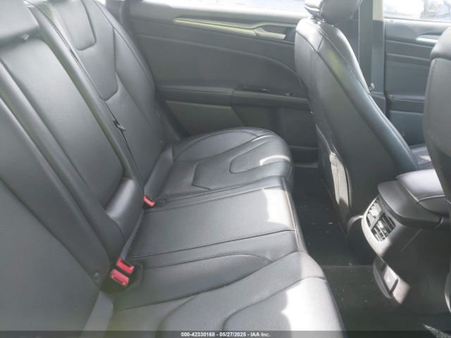 3FA6P0RU8GR171770 Ford Fusion Hybrid Titanium