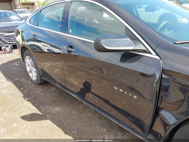 1G1ZD5ST3PF188156 Chevrolet Malibu Fwd 1lt