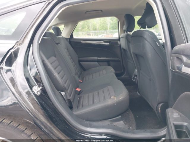 3FA6P0HD3JR238610 Ford FUSION SE