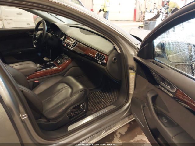 2012 AUDI A8 L WAURVAFD7CN021716 Photo 4