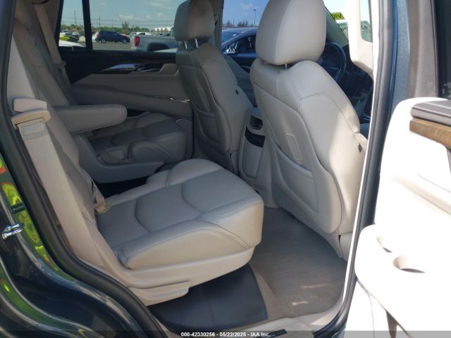 1GYS3CKJ5KR249877 Cadillac Escalade Premium Luxury