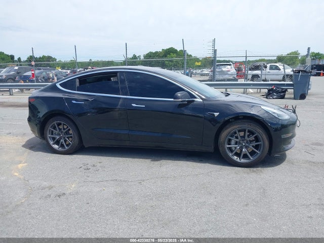 5YJ3E1EA8JF101439 Tesla MODEL 3