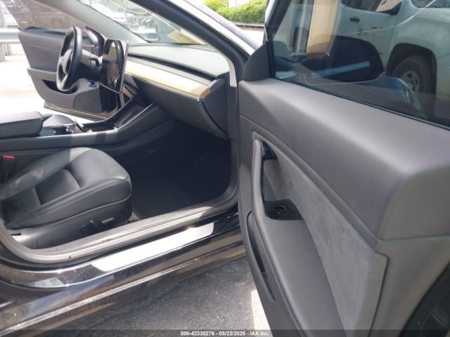 2018 TESLA MODEL 3 5YJ3E1EA8JF101439 Photo 4