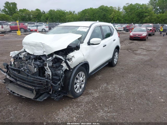 Nissan 2018 2018 KNMAT2MT5JP528279 Image 2