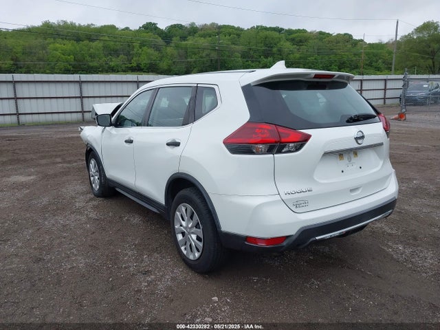 Nissan 2018 2018 KNMAT2MT5JP528279 Image 3