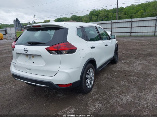 Nissan 2018 2018 KNMAT2MT5JP528279 Image 4