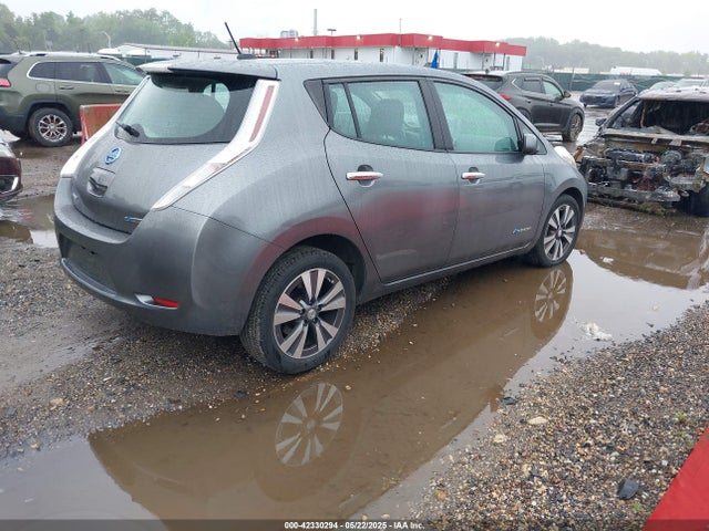 Nissan LEAF SV 2015 1N4AZ0CP3FC326715 Image 4
