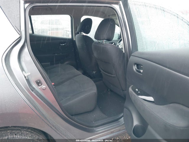 Nissan LEAF SV 2015 1N4AZ0CP3FC326715 Image 8