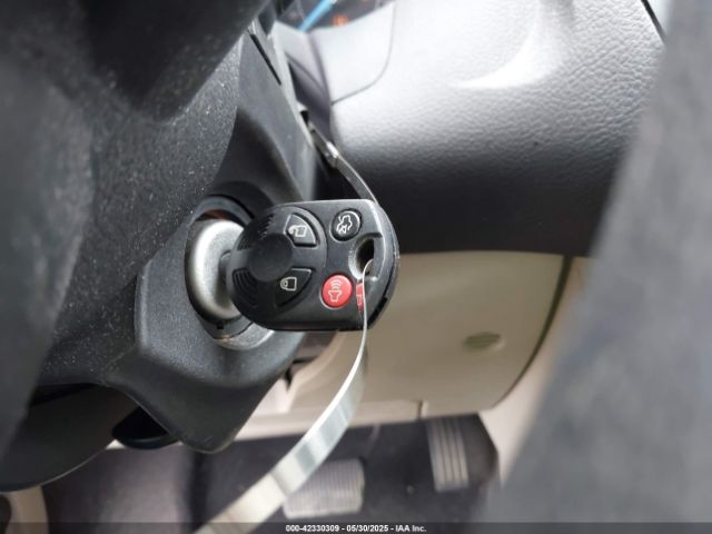 1FADP3F23FL374137 Ford FOCUS SE