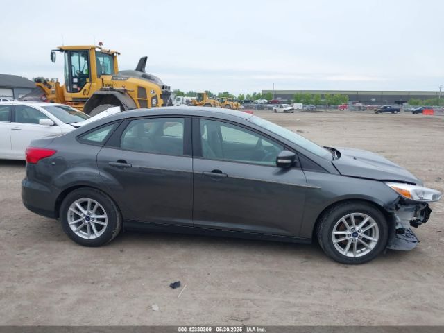 1FADP3F23FL374137 Ford FOCUS SE