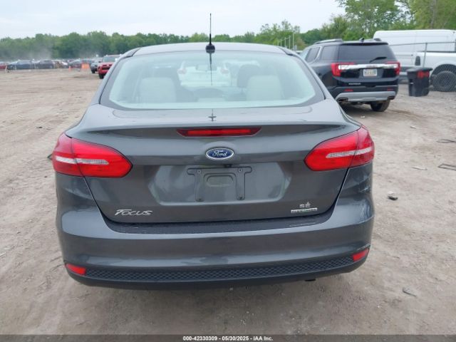1FADP3F23FL374137 Ford FOCUS SE