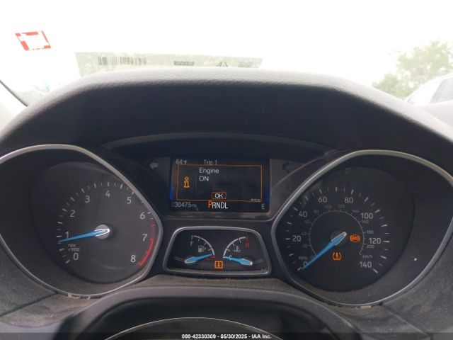 1FADP3F23FL374137 Ford FOCUS SE