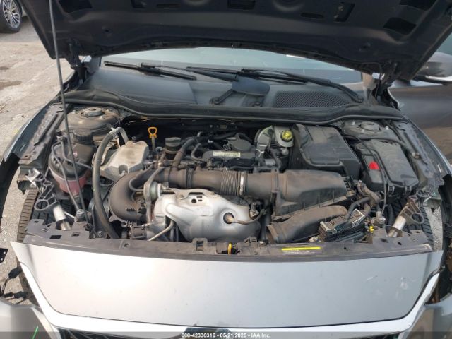 SJKCH5CR2KA009144 Infiniti Qx30 Luxe