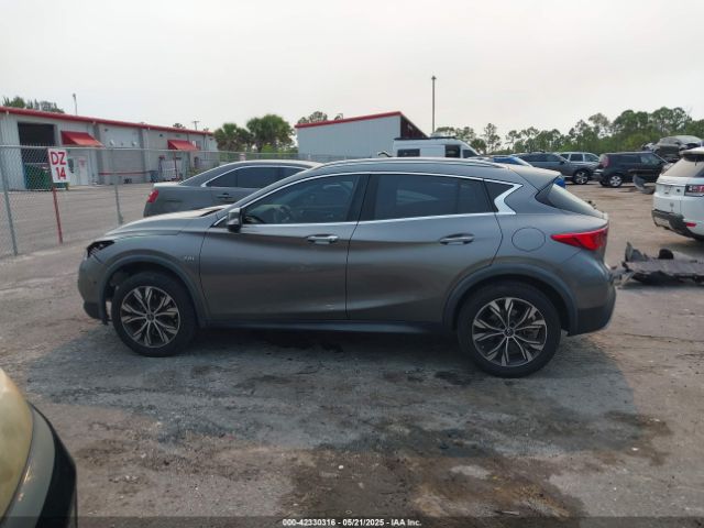 SJKCH5CR2KA009144 Infiniti Qx30 Luxe