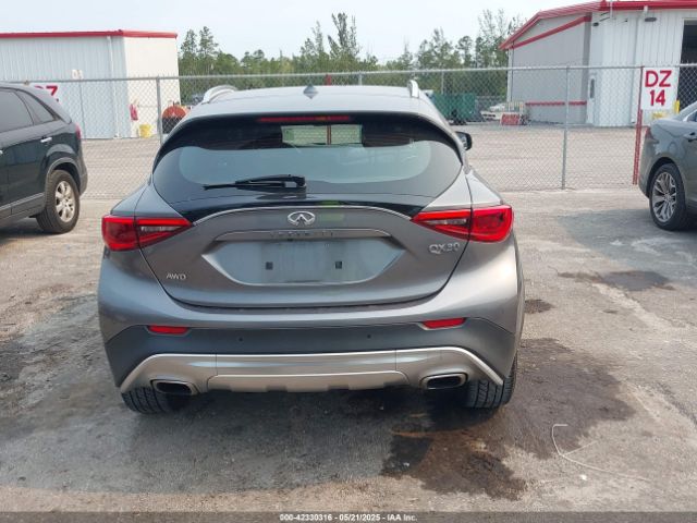 SJKCH5CR2KA009144 Infiniti Qx30 Luxe