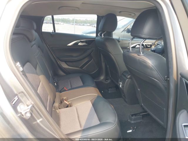 SJKCH5CR2KA009144 Infiniti Qx30 Luxe