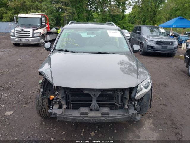 WVGAV7AX6FW567468 Volkswagen Tiguan Sel