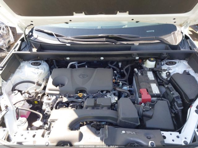2T3H1RFV4SW380014 Toyota RAV4 LE