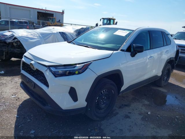 2T3H1RFV4SW380014 Toyota RAV4 LE