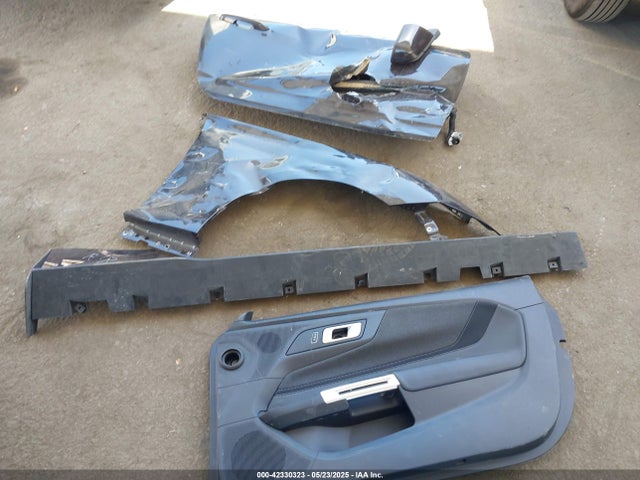 1FAGP8UH8R5141686 Ford 4v
