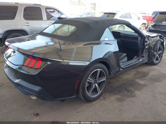 1FAGP8UH8R5141686 Ford 4v