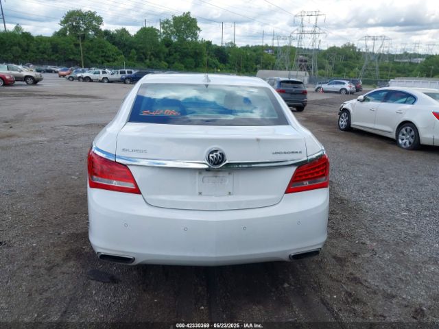 1G4GB5G39GF140850 Buick Lacrosse Leather