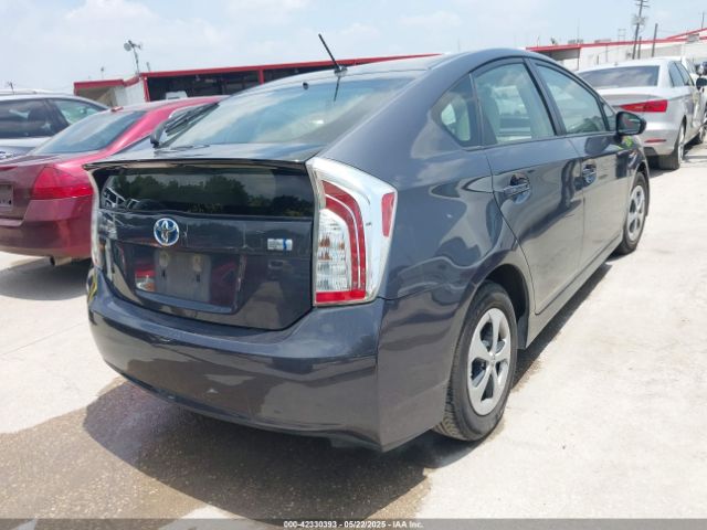 JTDKN3DU5E1739326 Toyota Prius Five/four/three/two