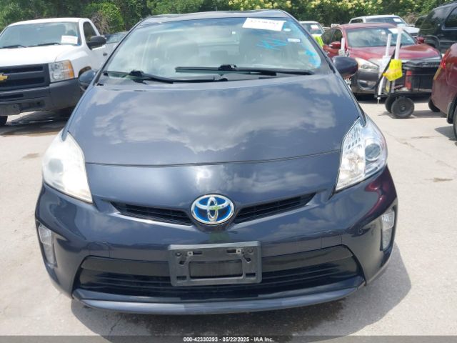 JTDKN3DU5E1739326 Toyota Prius Five/four/three/two