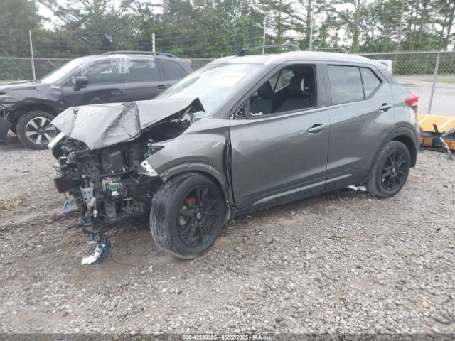 3N1CP5DV3LL565977 Nissan 2020