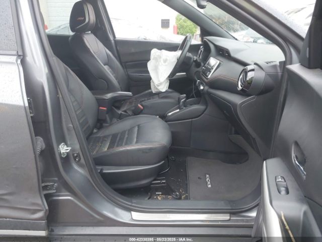 3N1CP5DV3LL565977 Nissan 2020