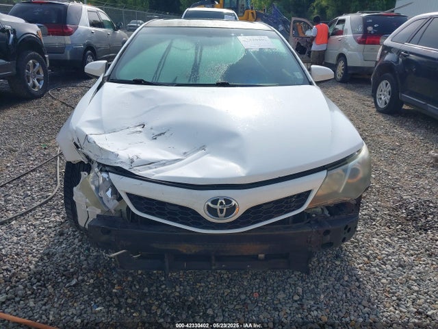 4T1BK1FK3EU027528 Toyota Camry Se V6/xle V6