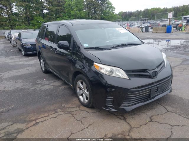 2018 TOYOTA SIENNA 5TDZZ3DC7JS912142
