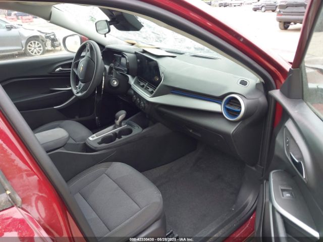 2024 CHEVROLET TRAX KL77LFE21RC229542 Photo 4