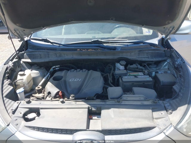 KM8JUCAG9FU089084 Hyundai TUCSON SE