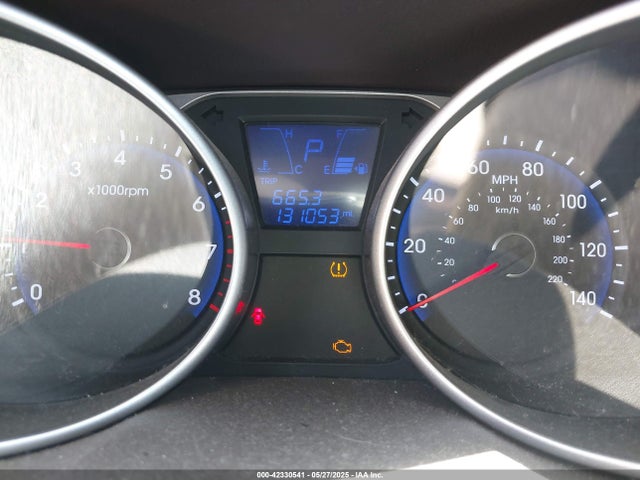 KM8JUCAG9FU089084 Hyundai TUCSON SE