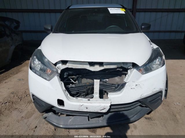 3N1CP5BV1LL555516 Nissan 2020