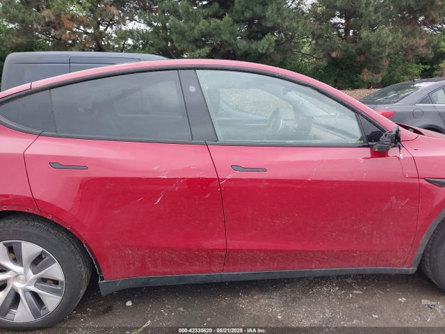 Tesla Model Y 2023 7SAYGDEE2PF859115 Image 13
