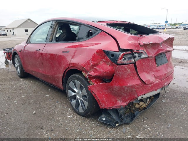 2023 TESLA MODEL Y 7SAYGDEE2PF859115 Photo 2